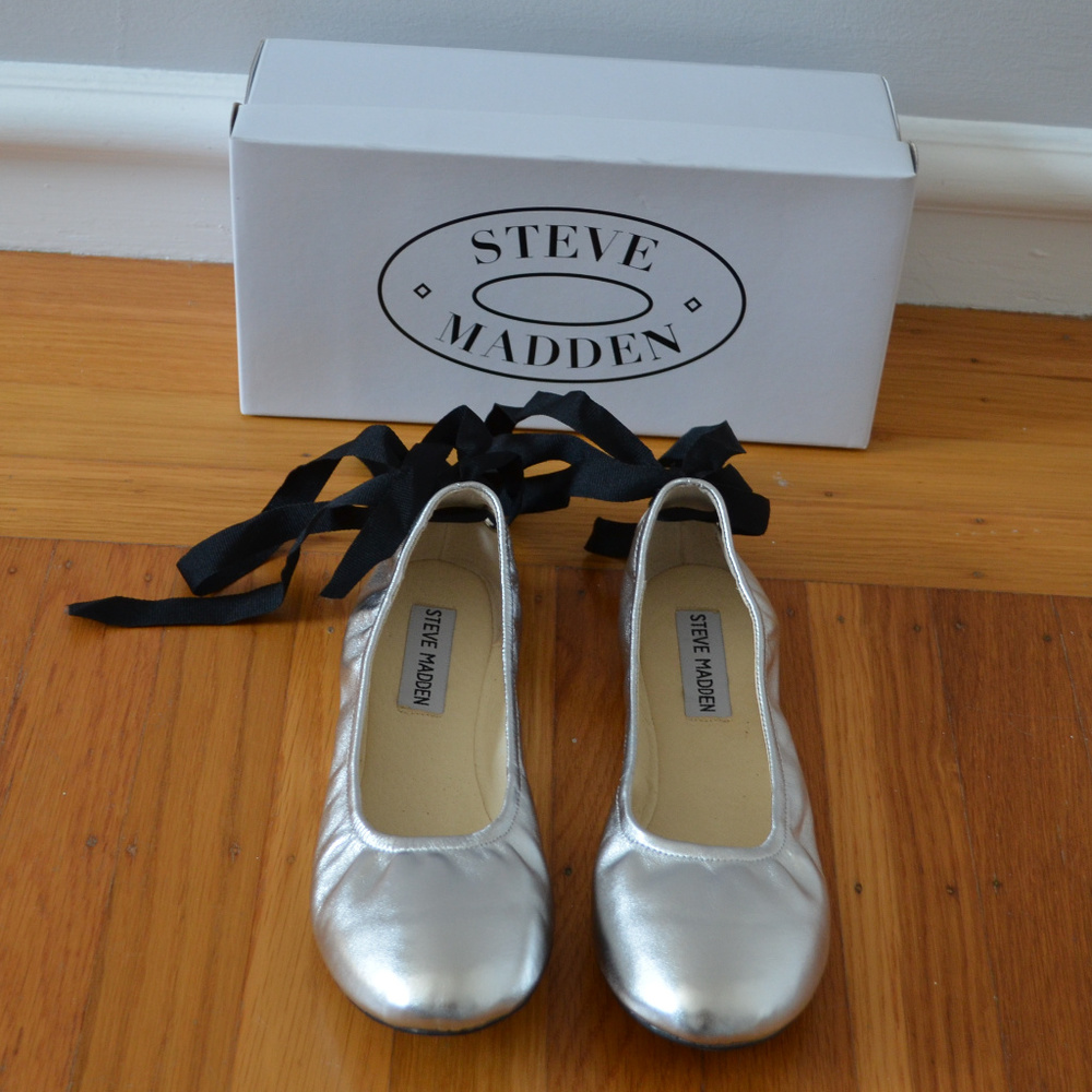 STEVE MADDEN Metallic Flat Ballet Shoes